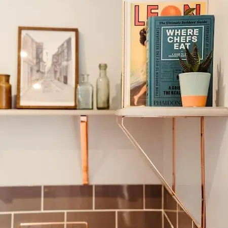 Artistic Hideaway Within York's Ancient Walls