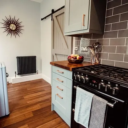 Artistic Hideaway Within York's Ancient Walls * York