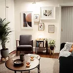 Artistic Hideaway Within York's Ancient Walls York