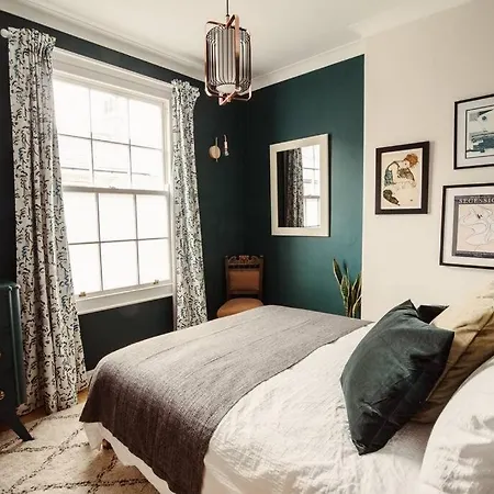 Artistic Hideaway Within York's Ancient Walls *